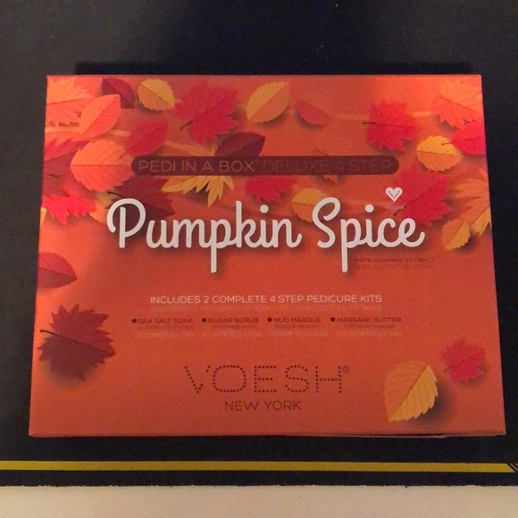 VOESH Pumpkin Spice Pedi In A Box - Picture 2 of 5